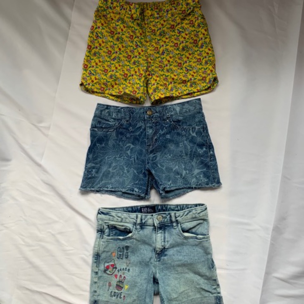 3 pairs Girls GAP Kids shorts - size 12